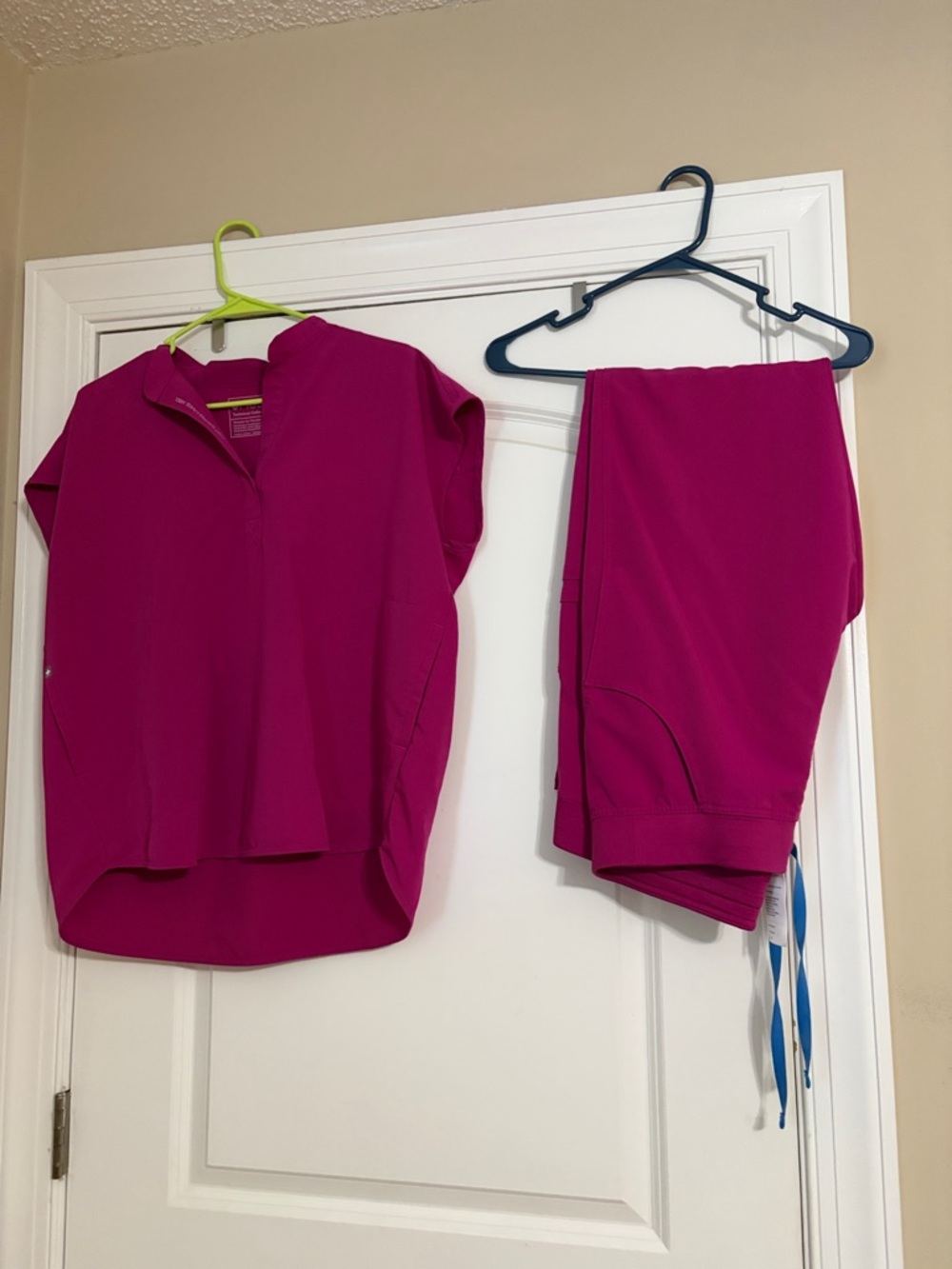 Figs Fuchsia Two-Piece Scrub Set - Top & Pants